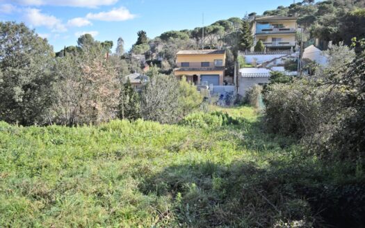 Parcelas en venta en la urbanización El Telegraf de Montornés del Vallés.