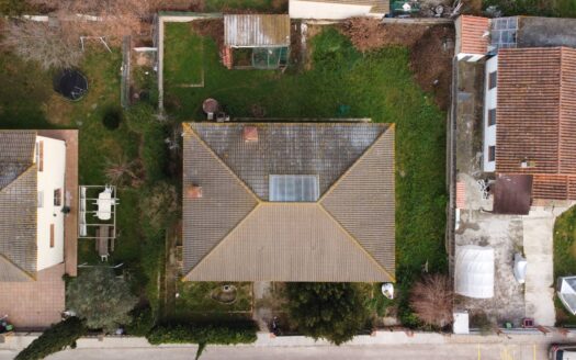 ¡Oportunidad única en Llinars del Vallès! Parcela con estructura de vivienda para personalizar