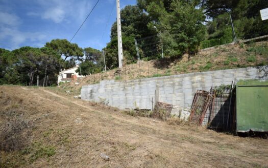 ¿Te has planteado la opción de comprar un terreno y hacer tu propia casa?